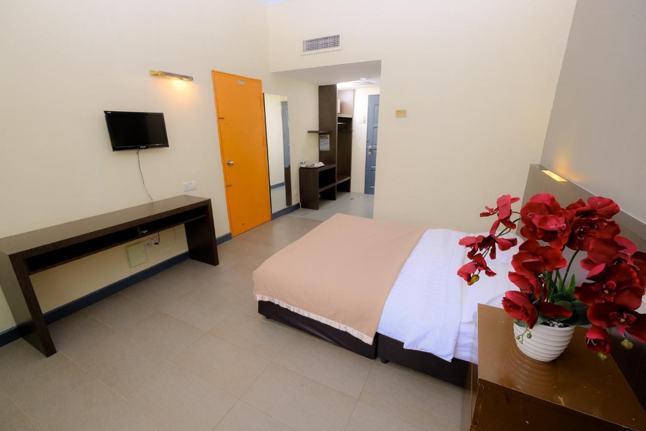Super Oyo Capital O 90146 Alh Continental Resort Karak Dış mekan fotoğraf
