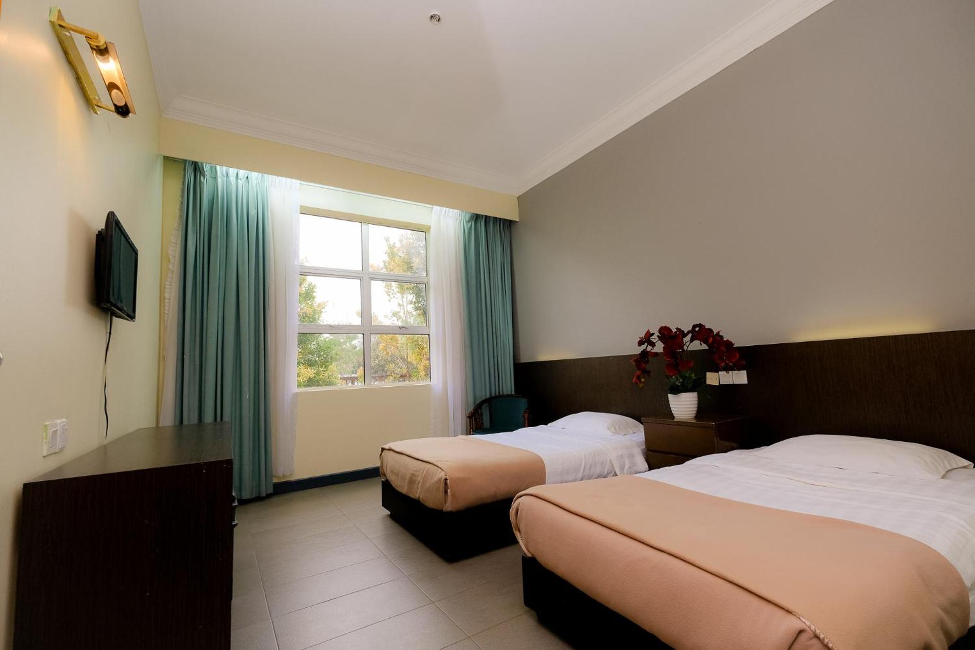 Super Oyo Capital O 90146 Alh Continental Resort Karak Dış mekan fotoğraf