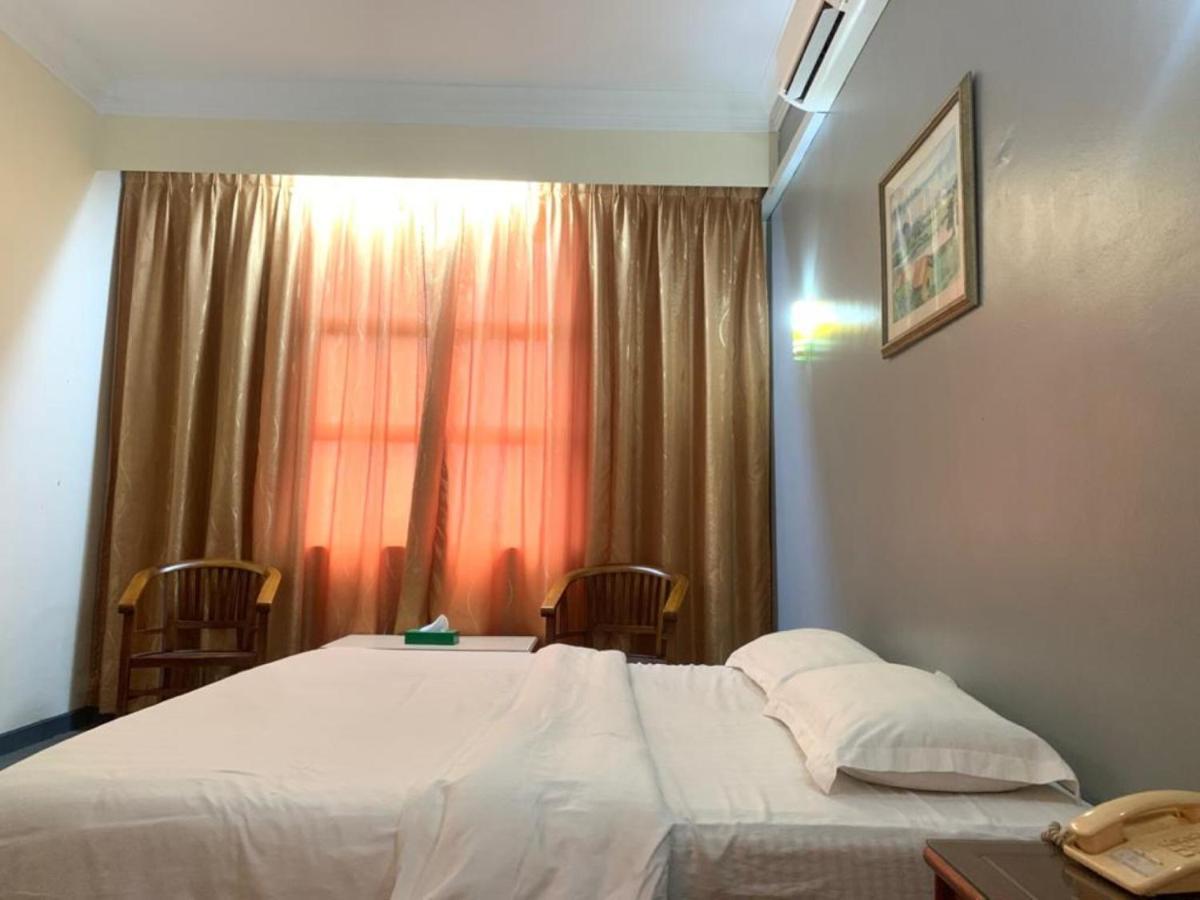 Super Oyo Capital O 90146 Alh Continental Resort Karak Dış mekan fotoğraf