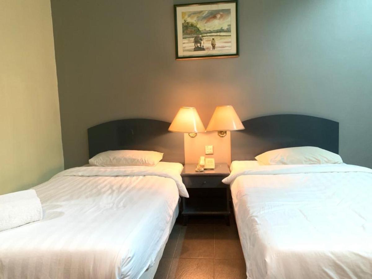 Super Oyo Capital O 90146 Alh Continental Resort Karak Dış mekan fotoğraf